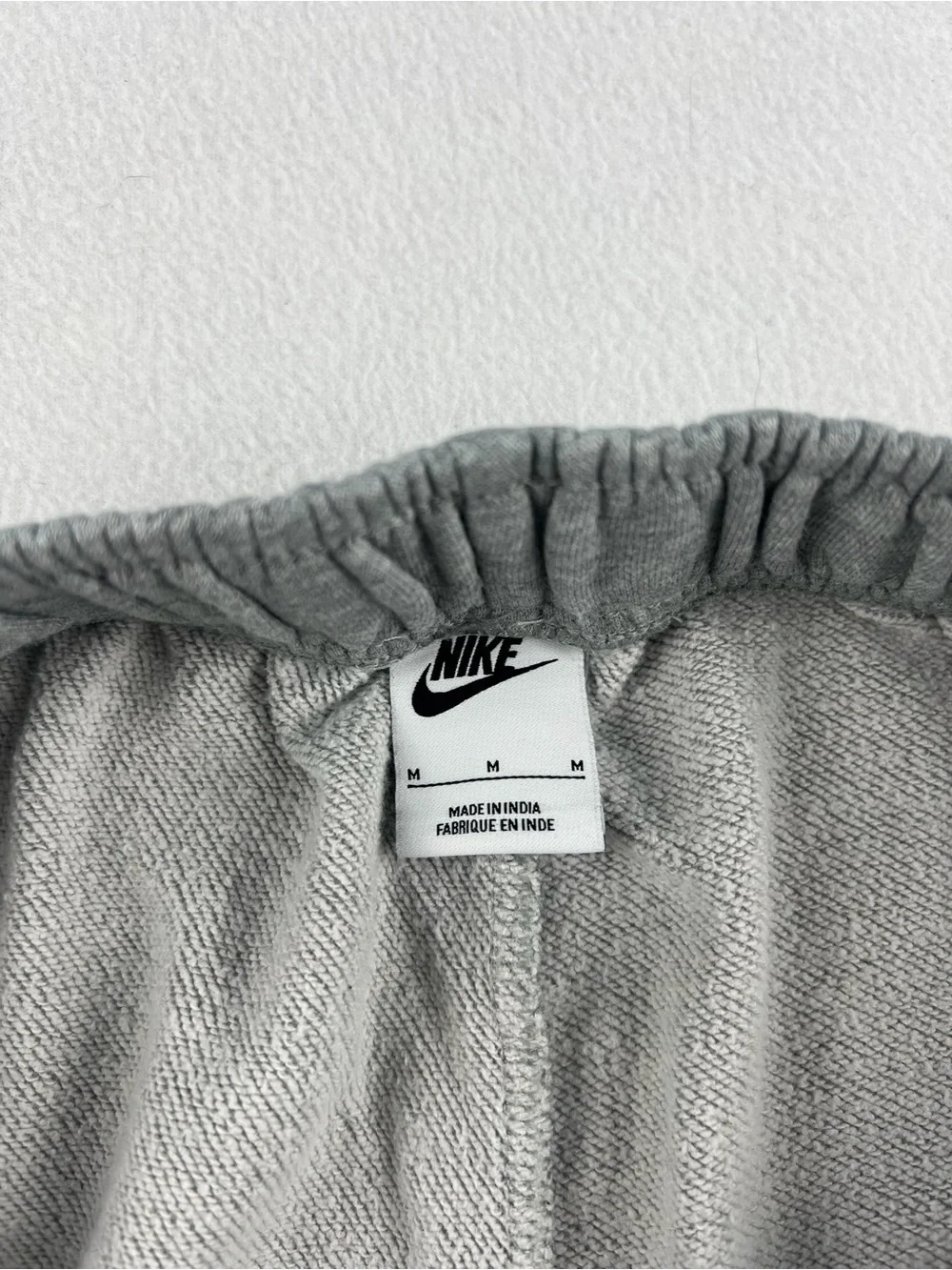 Nike Sportswear Club Fleece Sweatpants Joggers Heather Gray Mens Size M